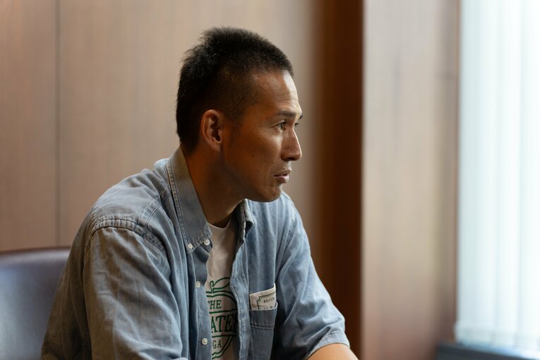 球団の納会から戻ってきたとたんに電話がかかってきたという　©Shiro Miyake