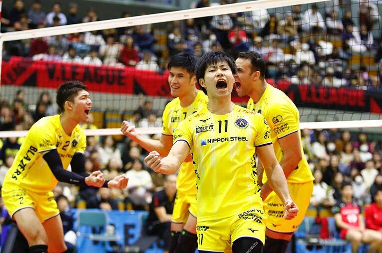 移籍2シーズン目を終えた関田。自宅待機中の現在は室内でのトレーニングに励んでいる。 ／ photograph by Blazers sports club