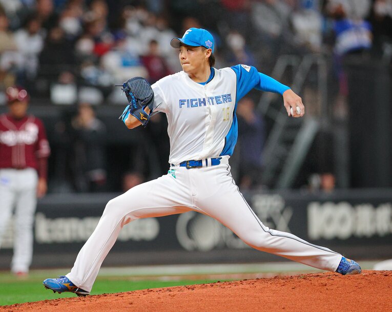 新天地で活躍を続ける山崎福也　©JIJI PRESS