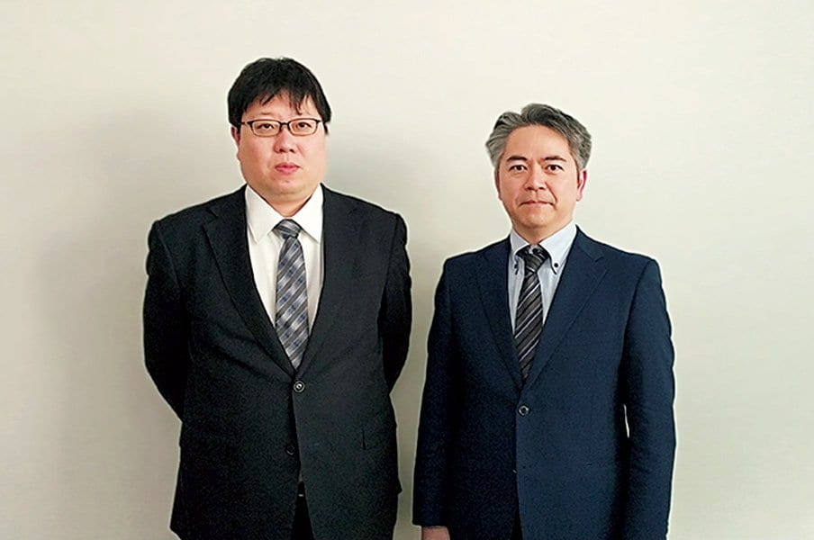 坂本広顕&桂田隆行(スポーツによる地域振興)~スポーツの現場で働く“プロ”に直撃!~<Number Web> photograph by Satoshi Ashibe