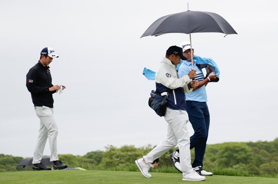 2018年全米オープン、星野(左)は松山英樹と練習ラウンドを回った際に視察で訪れた丸山からアドバイスをもらった ©︎AP/AFLO