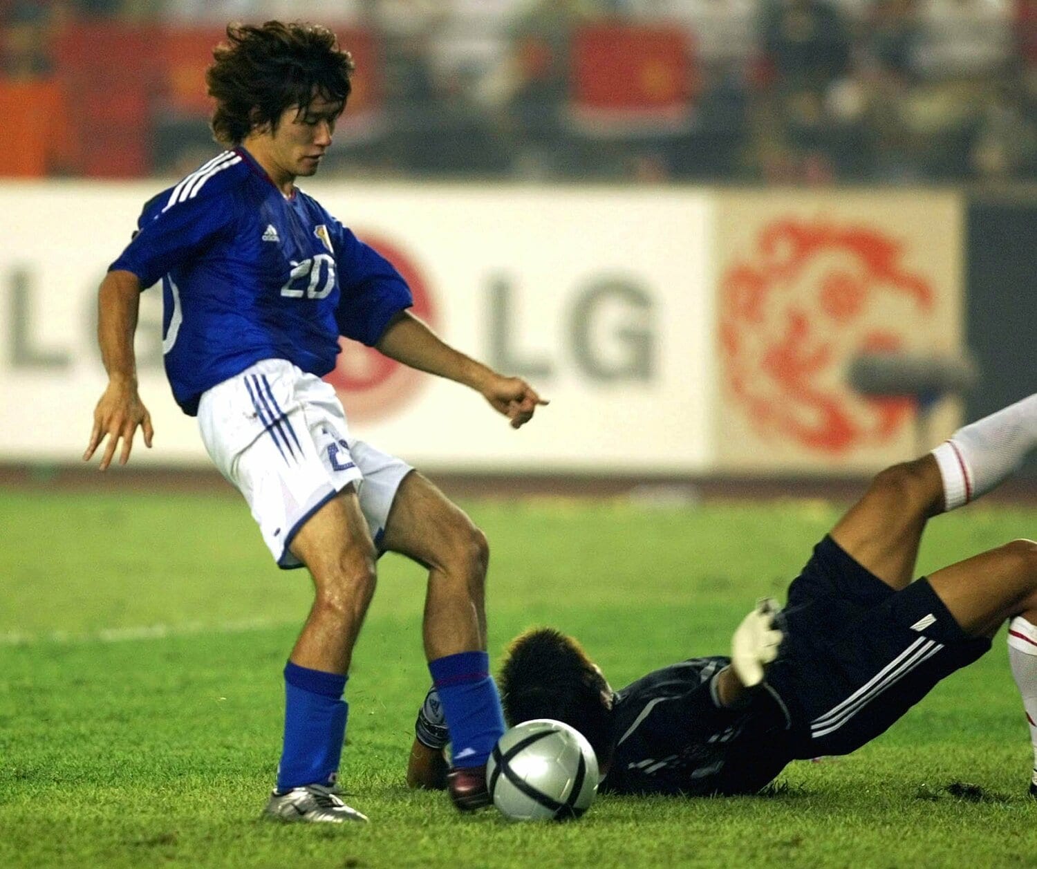 中国との決勝戦、玉田圭司が後半アディショナルタイムに決定的な3点目を奪った　©AP/AFLO