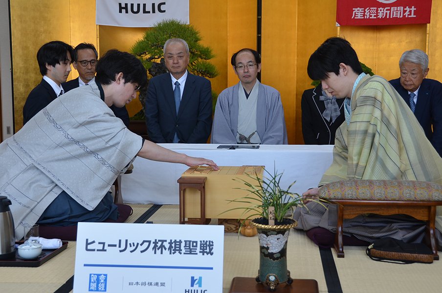 「妻の支えなしには成し得なかったですが」vs藤井将棋の初タイトル戦、杉本和陽33歳が語る「亡き師匠は…何て言ってくださるんでしょうね」