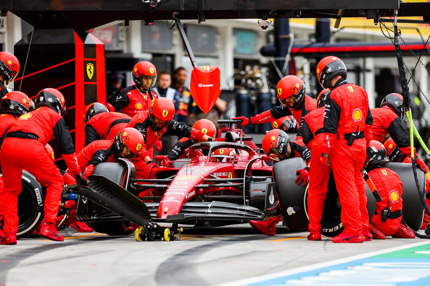 ルクレールはレース後、チームの判断に対し疑問を呈するコメントを残した　©Getty Images