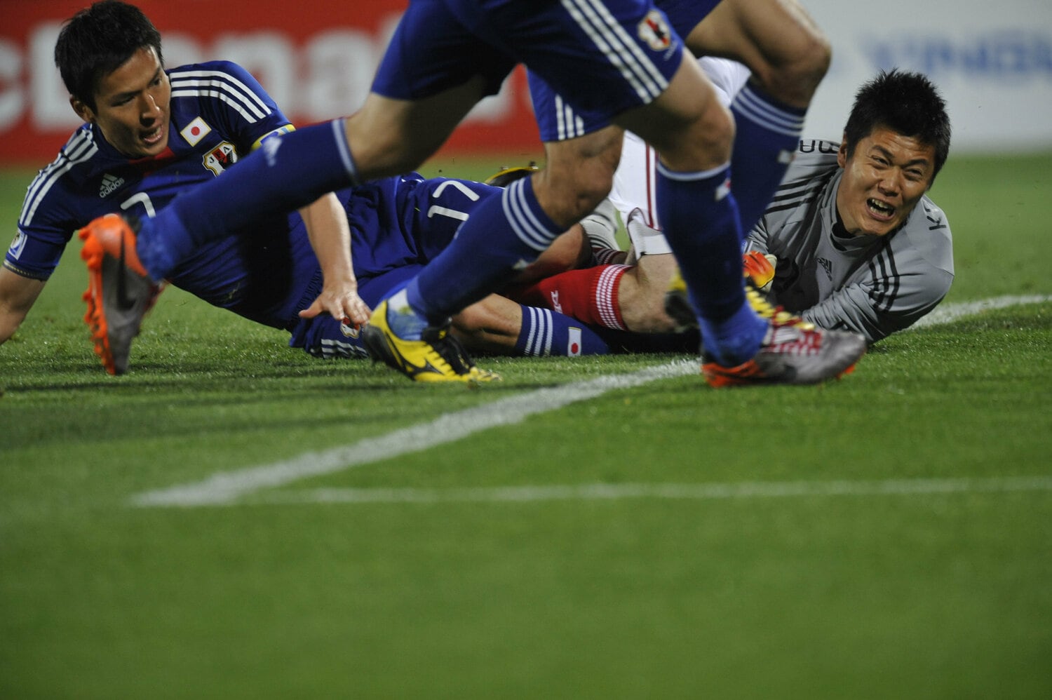 南アフリカW杯での長谷部と川島　©Takuya Sugiyama/JMPA