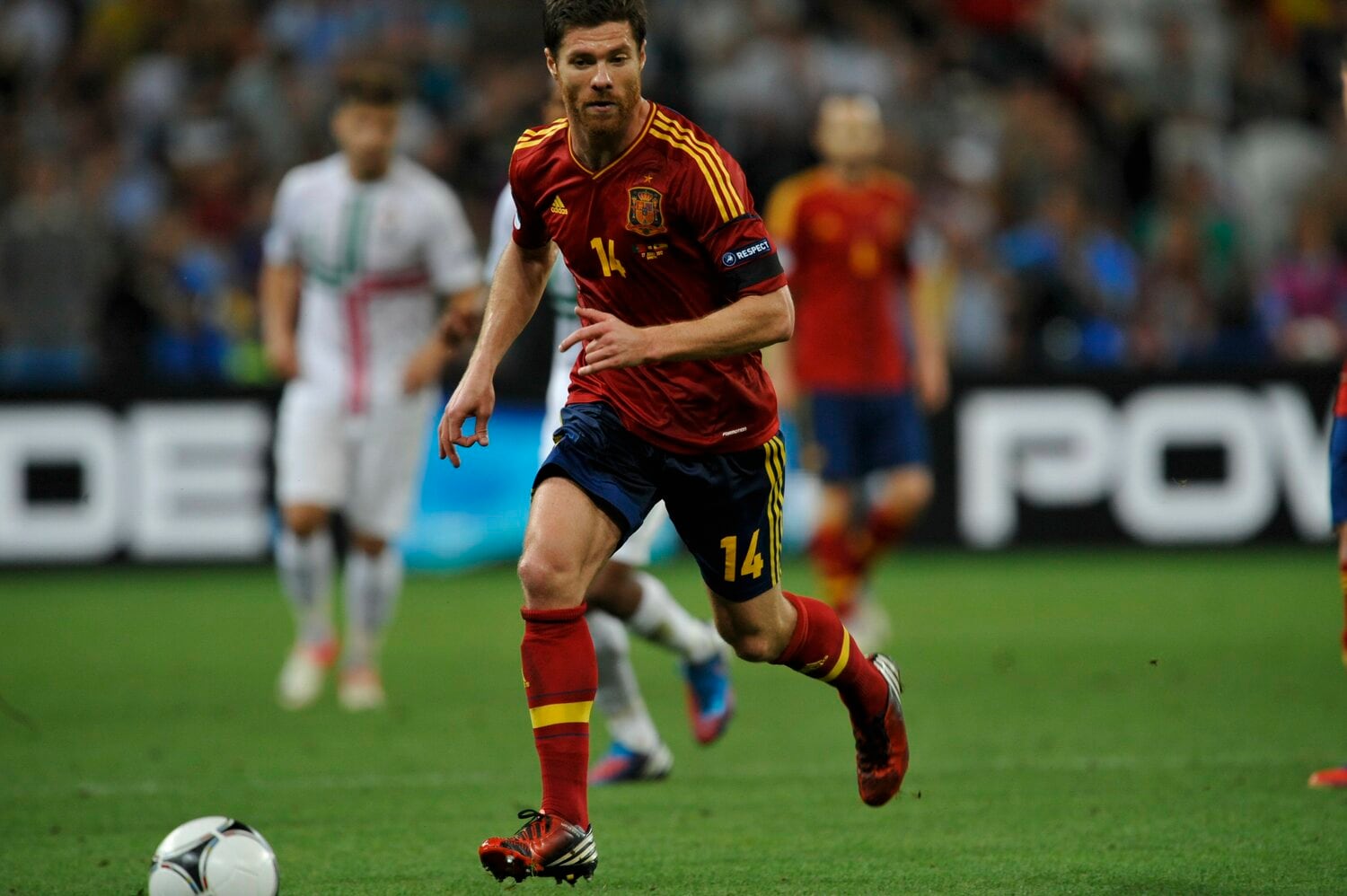 現役時代のシャビ・アロンソ ©Takuya Sugiyama