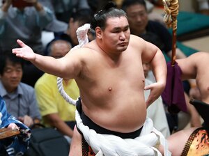 相撲ファンから批判も「横綱・豊昇龍、まさかの“変化”はアリなのか」元大関・魁皇が独自の見解「あの変化は逆に勇気がいる」「今場所盛り上げた」