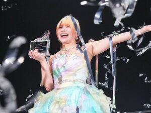 顔面を真っ黒に染められても…スターダム“3姉妹レスラー”羽南21歳の覚悟「必ず白いベルトを」“妹思いの長女”が語った本音「吏南には嫉妬、嫉妬です」