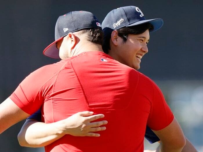 「かめはめ波するって言ったろ、ガハハ」大谷翔平の番記者が見た“TVに映らない”古巣エンゼルス戦…HRボール取材→ド軍コーチ大喜びのワケ＜Number Web＞ photograph by Kevork Djansezian/Getty Images