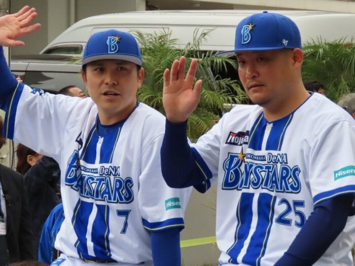 「みうらのだいすけー」宮司が祝詞…DeNAキャンプ初日、レアな“安全祈願祭”をナマで見た「“ぱつんぱつん”牧秀悟はパワーアップの予感」＜Number Web＞ photograph by Kou Hiroo