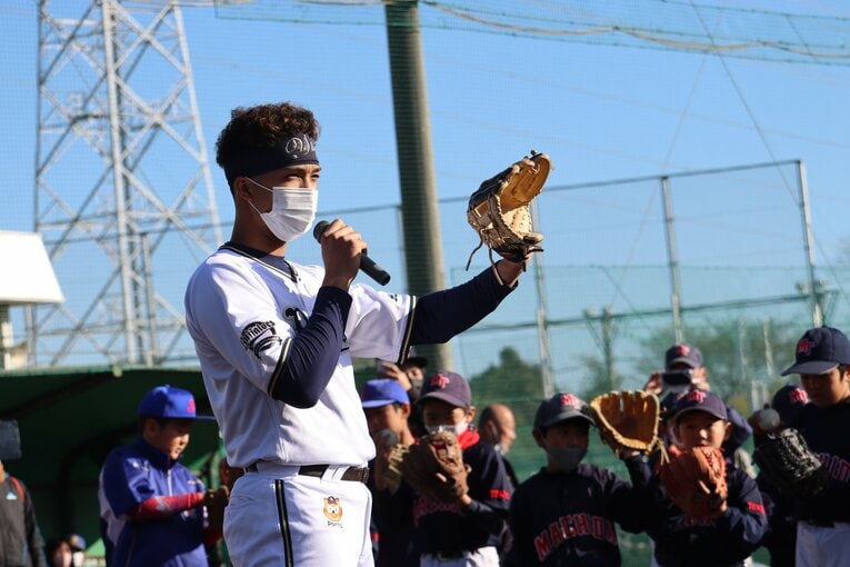 野球教室の一コマ