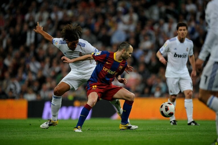 かつてのクラシコの様子　©Sports Graphic Number