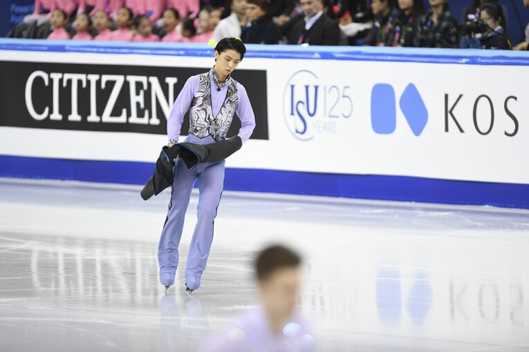 2017年2月、四大陸選手権のショートプログラム。演技前の羽生　©Asami Enomoto