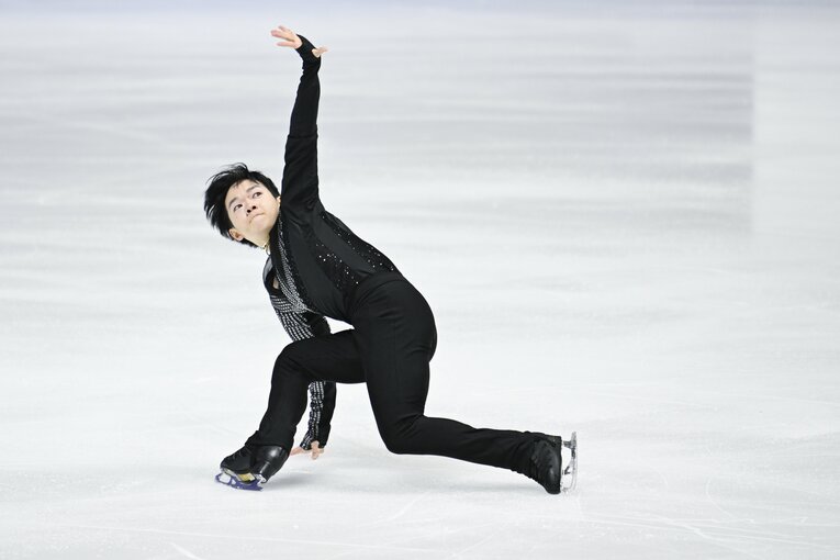 NHK杯SPでの演技　©Asami Enomoto