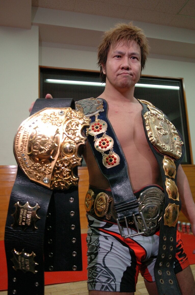 三冠王座に加えてIWGP王座も手にした全日本プロレスの小島聡　©Essei Hara