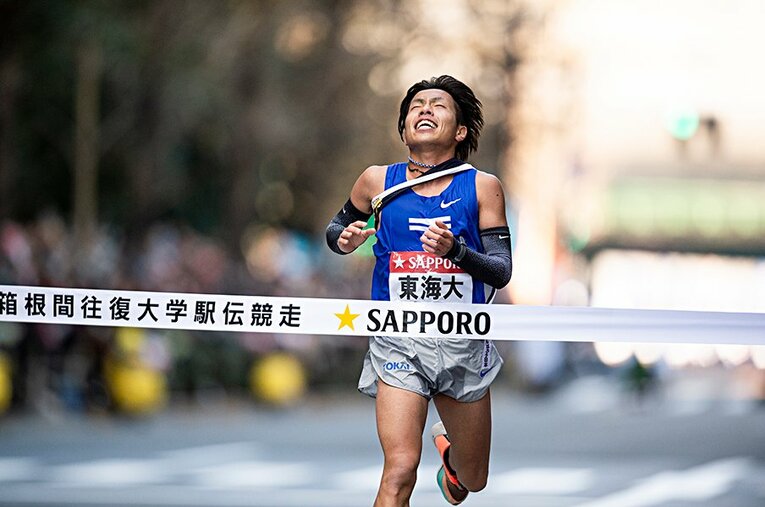 東海大は前年の優勝タイムを上回る走りを見せたが、青学の爆発の前に屈することになった。 ／ photograph by Yuki Suenaga