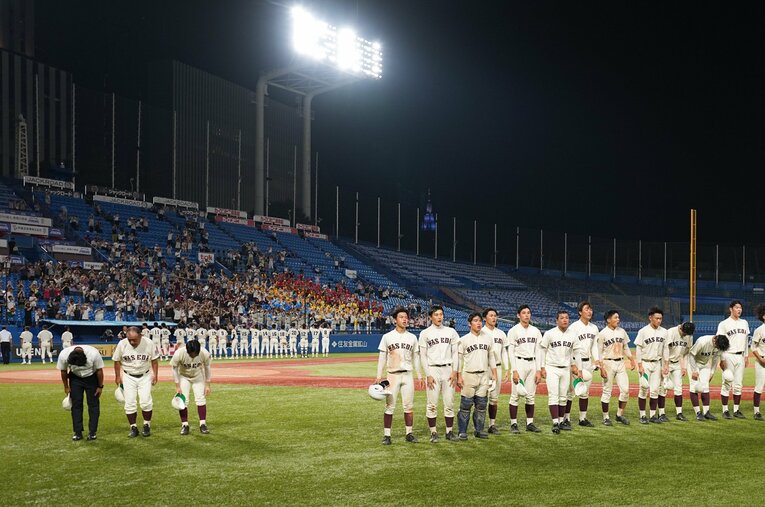 昨夏の西東京大会はベスト8まで進出していた早大学院野球部。名門校になにがあったのだろうか？ ／ photograph by Sankei Shimbun