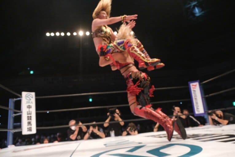 タイトルマッチは“朱里との作品”だった…新王者・ジュリアはスターダムをどう“引っかき回す”のか？ 異例のアピール「全員覚悟しとけよ！」(52)