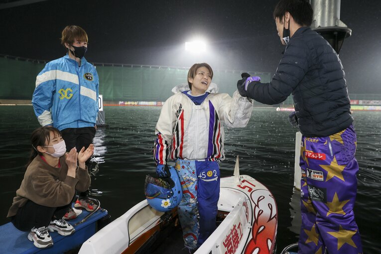 「圧倒的に男子が強い」ボートレース界で遠藤エミ“女子初のSG制覇”はどれほどの偉業なのか？ 現役記者「運だけでは100％勝てない」(30)