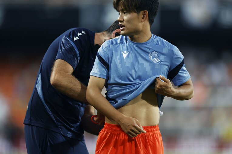 「僕はどうなるか分からないんですけど」久保建英がスペイン強豪“移籍の噂”にポツリ「街中は酷暑45度」開幕戦ゴール後に見え隠れした気持ち(7)