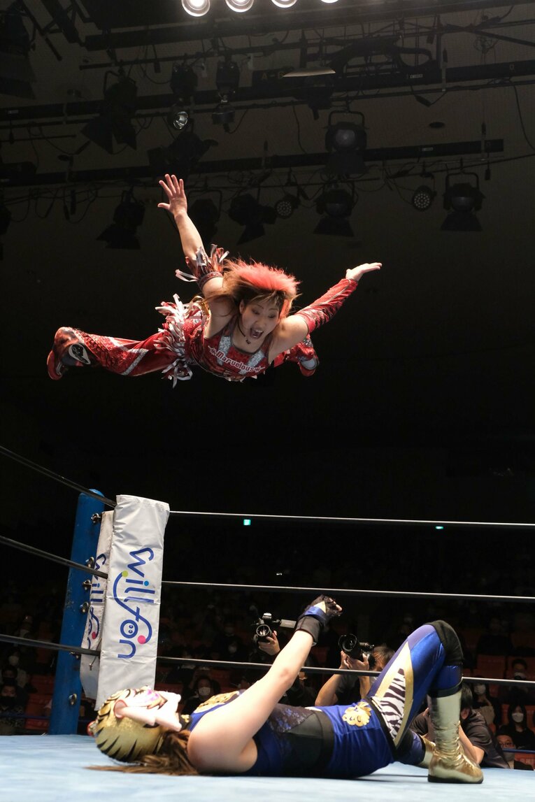 「タイガー・クイーンの涙を見た」佐山聡考案の“新技”で勝利も…彩羽匠戦で崩れかけた女性版タイガーマスクの“謎”(25)