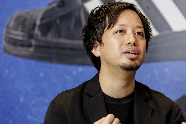 「MOVE FOR THE PLANET」のプロジェクトリーダー、アディダス ジャパンの福田新氏 ／ photograph by Kiichi Matsumoto