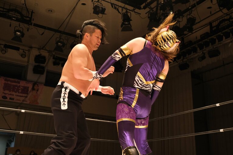 タイガー・クイーンは“女子プロレスの生態系”を破壊している？ 男女タイガータッグ結成で無敗継続も、今後求められる“世界観の構築”(24)