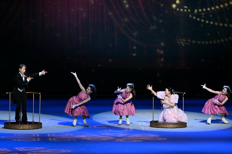 「母への永遠の愛を滑りたいな」浅田真央が明かすアイスショー『Everlasting33』に込めた“愛”「誰も見たことのない景色を届けたい」(22)