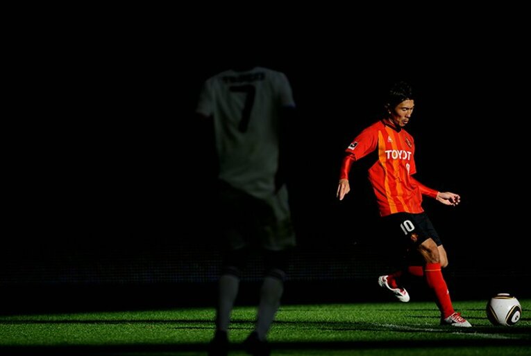 小川佳純が盟友・巻佑樹GMからの監督オファーに即答した理由。「ピクシーもそうでした」(5) ／ photograph by Takuya Sugiyama