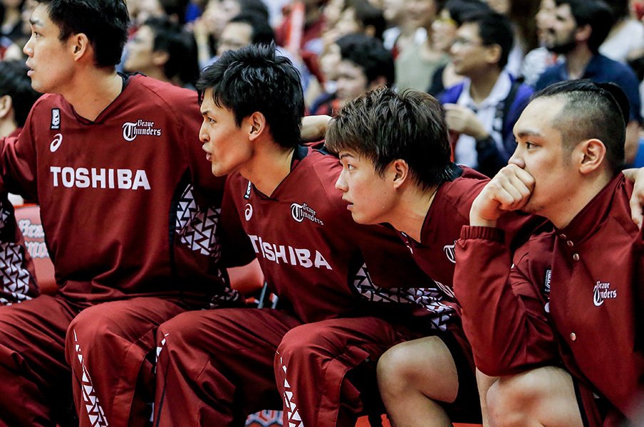 辻直人、Bリーグファイナルを今語る。「引退しなきゃいけないってこと?」<Number Web> photograph by Kiichi Matsumoto