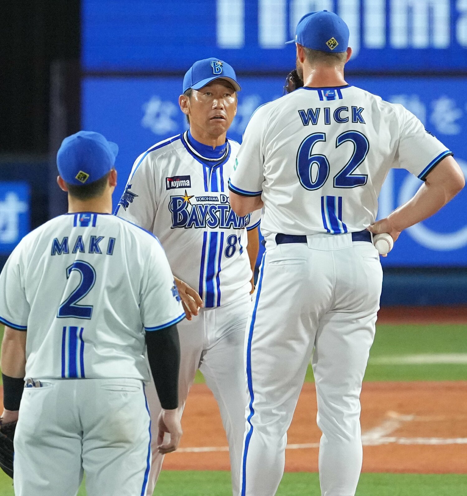 珍しく強い口調でウィックに降板を告げて話題になった場面　©SANKEI SHIMBUN