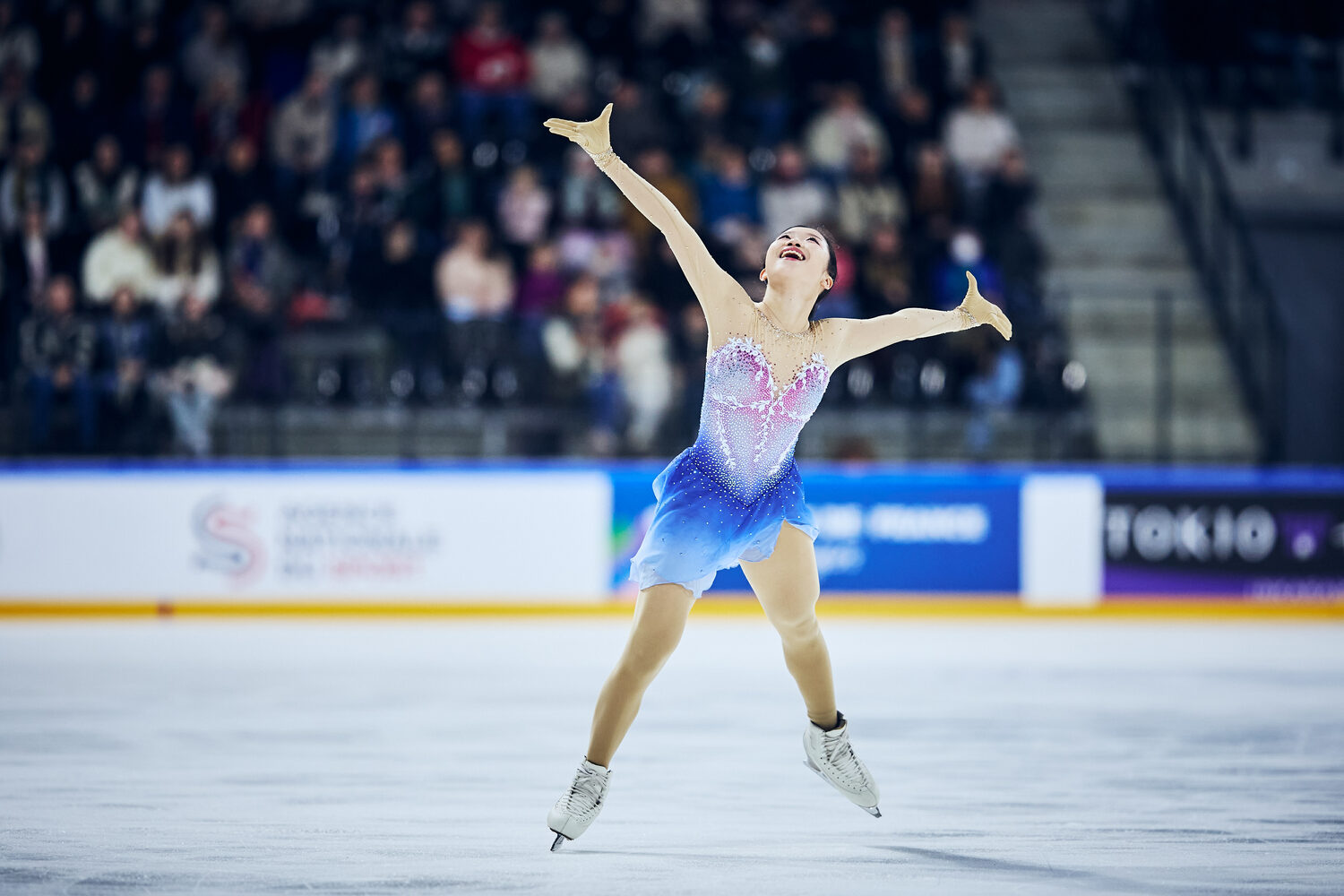 GPシリーズ初出場で初優勝を飾った17歳の中井亜美　©Getty Images