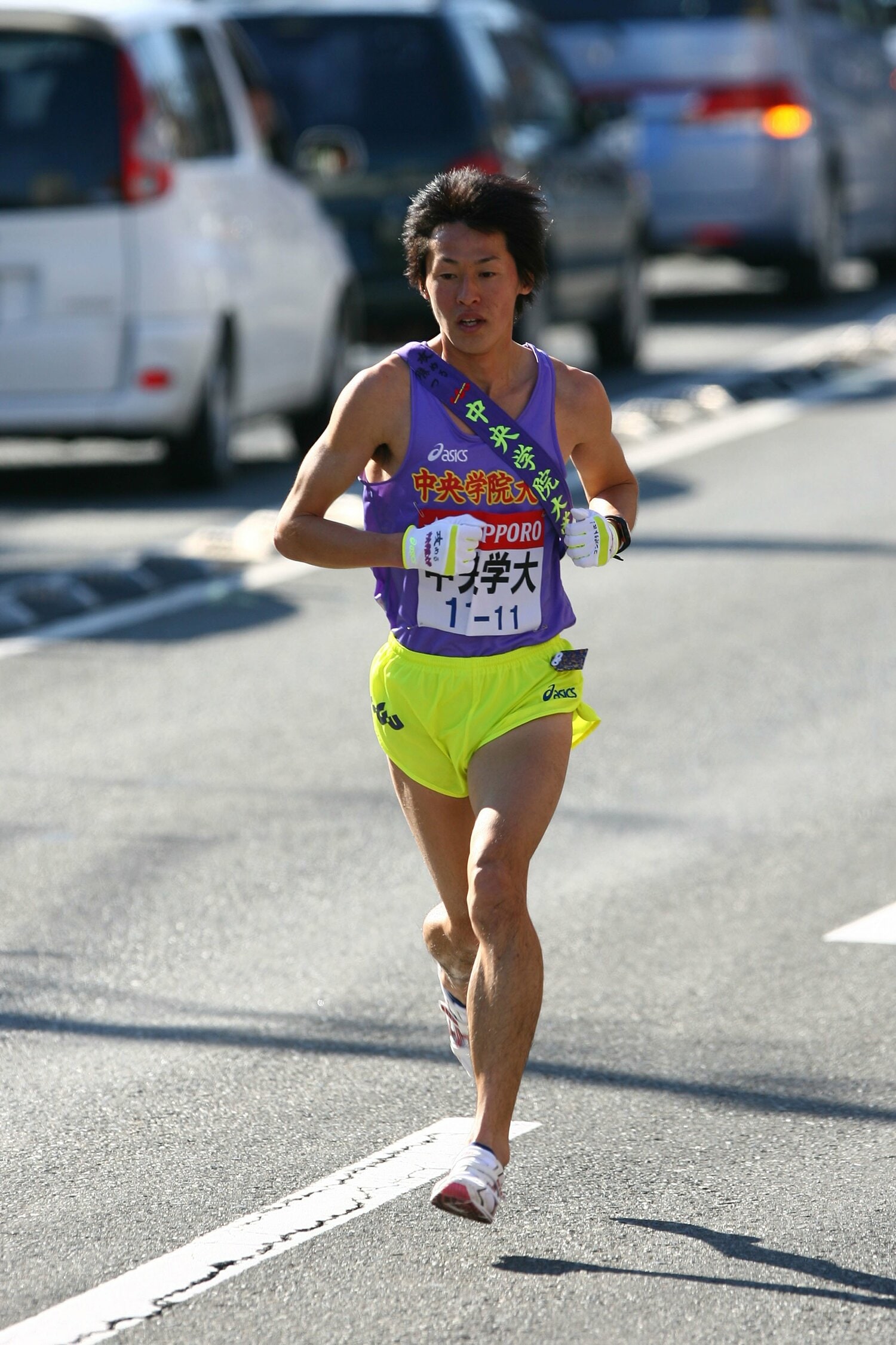 2008年の箱根駅伝で9区を激走する篠藤淳。「前が止まって見える」ほどのゾーンに入っていた　©AFLO SPORT