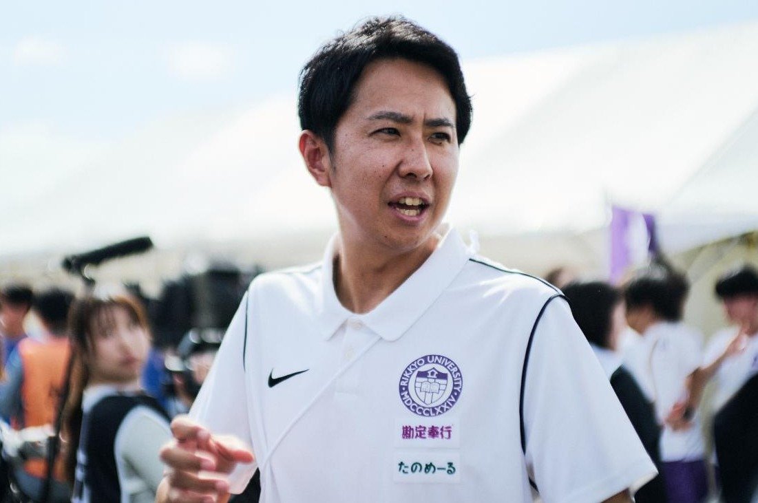 2024年から立教大学を率いる髙林祐介監督。学生時代は駒澤大学で活躍した ©Yuki Suenaga