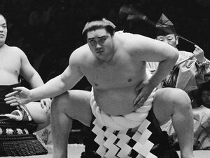 昭和の大横綱・大鵬はなぜ理事長になれなかったのか？「角界の保守本流が…」元NHKアナに聞く“大鵬の美学”「最初の一言は『おかげさんで』なんです」