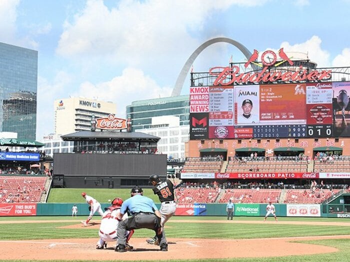 イチローも仰ぎ見るMLBの偉人。「王さんに通じるもの」とは何か。<Number Web> photograph by AFLO