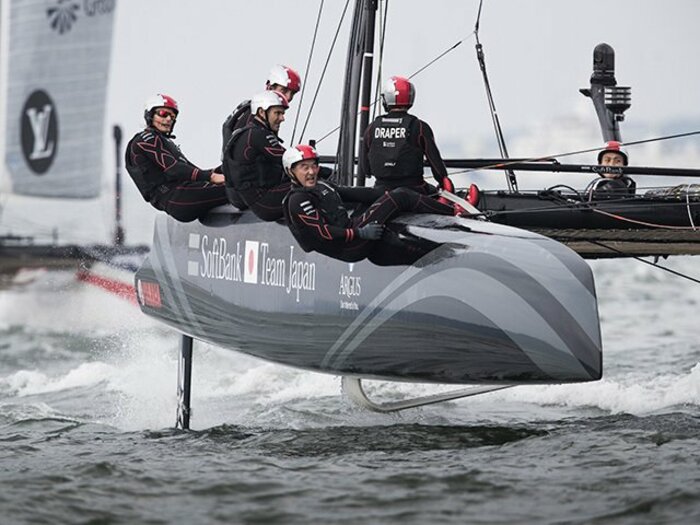 アメリカズカップは興行的に大成功。大歓声の中心には、早福和彦がいた。＜Number Web＞ photograph by Getty Images