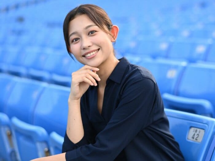 フジ新人アナ松﨑涼佳『S-PARK』取材デビューは三冠王・村上宗隆のトレーナーだった! 陸上ガールなのに趣味は“昼寝”課題は“雑談力”<Number Web> photograph by Naoya Sanuki