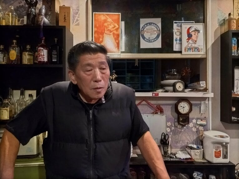 現在の栗橋茂さん　©Makoto Okano