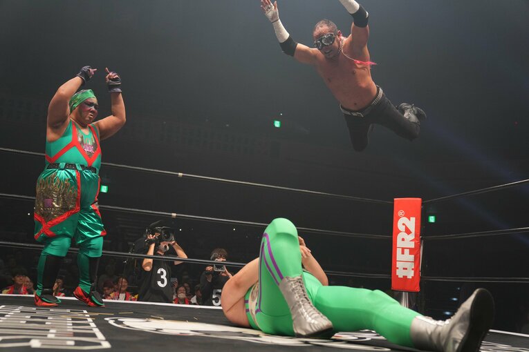 「お前、あの騒動があったのによく来たな」“今のプロレス批判”で炎上した前田日明に、ウナギ・サヤカがモノ申した真意「ぶん殴られようが…」(78)