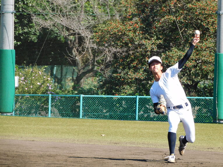 キャッチボール相手に「怖い」と言われることも　©Haruka Sato