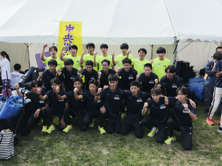 予選会首位通過も「びっくりした」という中央学院のメンバー　©Yuki Suenaga