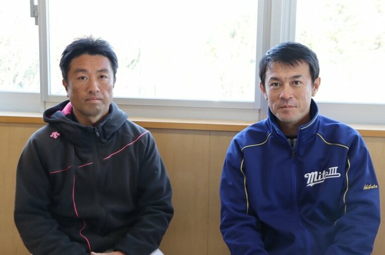 いずれも茨城の公立校、水戸一・木村優介監督と水戸三・柴田優太監督 ／ photograph by Yuki Kashimoto