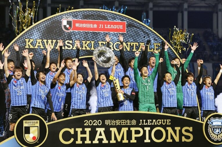前年度チャンピオンとして連覇を狙う川崎フロンターレ ／ photograph by KYODO