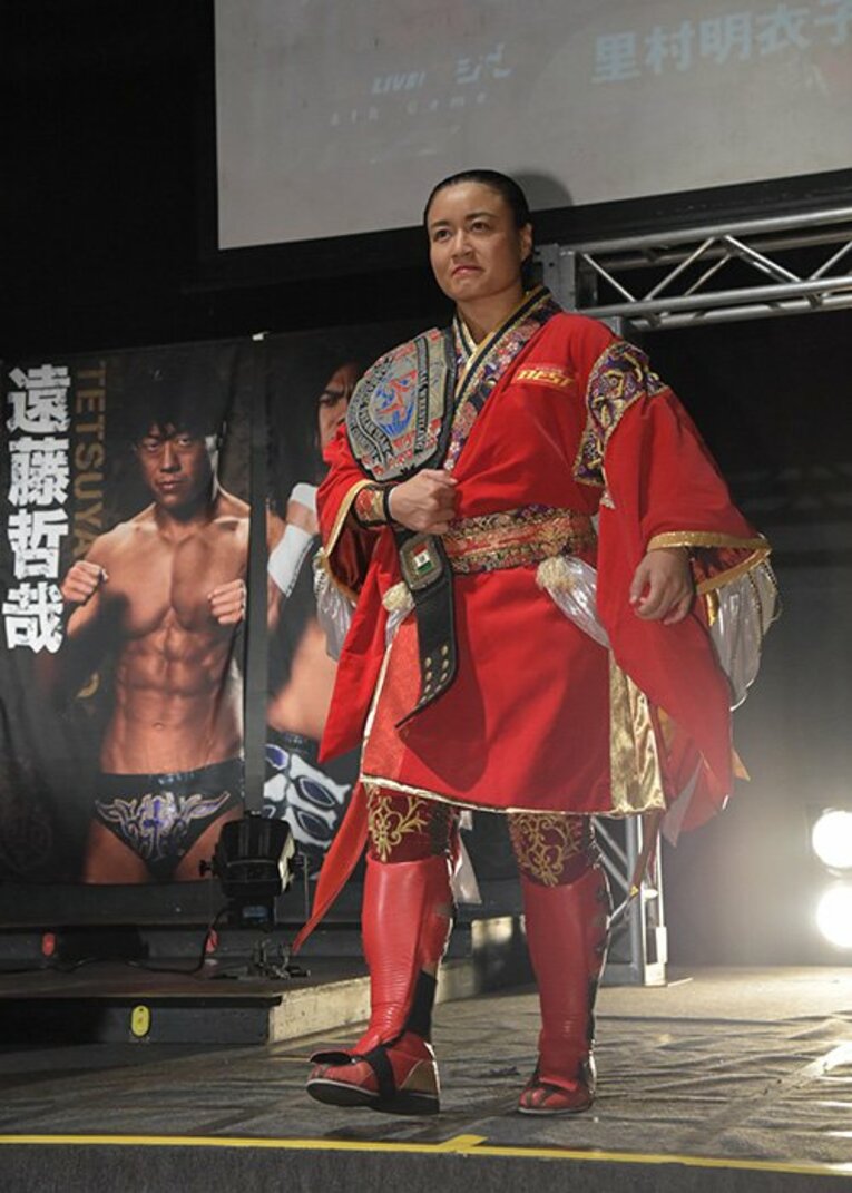 DDT王座戴冠の里村からアイドルまで、女子プロレス、夏の百花繚乱。(2)