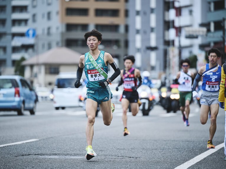 近藤は3年時から急成長。そのストイックさには後輩だった佐藤も舌を巻く　©Yuki Suenaga