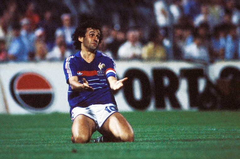 1984年欧州選手権でのプラティニ　©Getty Images