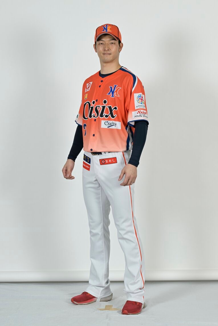 新天地の新潟で復活を期す薮田／球団提供