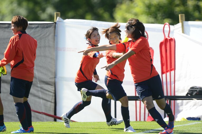 鮫島彩、宮間あや、熊谷紗希（2012年候補合宿）©︎Nanae Suzuki