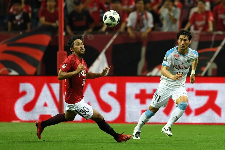 興梠、家長は30代後半になった今もJ1の舞台で奮戦している　©Etsuo Hara/Getty Images